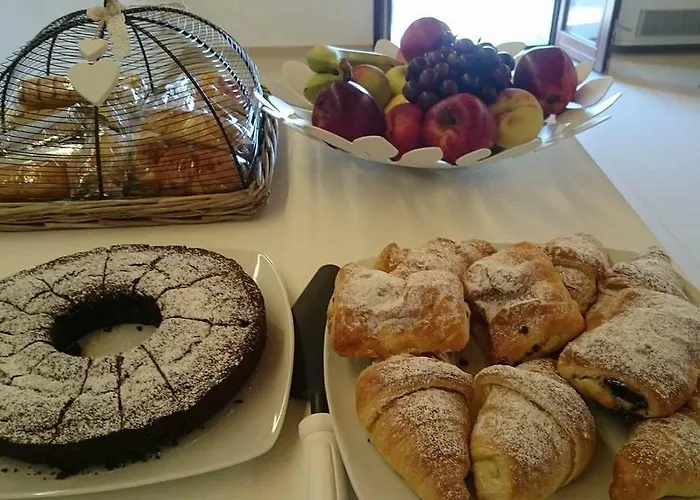 Alojamento de Acomodação e Pequeno-almoço I Frassini