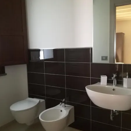 ベッド・アンド・ブレックファスト I Frassini カステルブオーノ